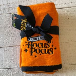 Disney HOCUS POCUS hand towels